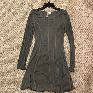 Green long sleeve dress size XS